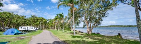 Holiday parks in port stephens  Tennis Court